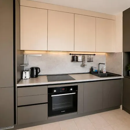 Two-bedroom With A Cozy Balcony Apartmán